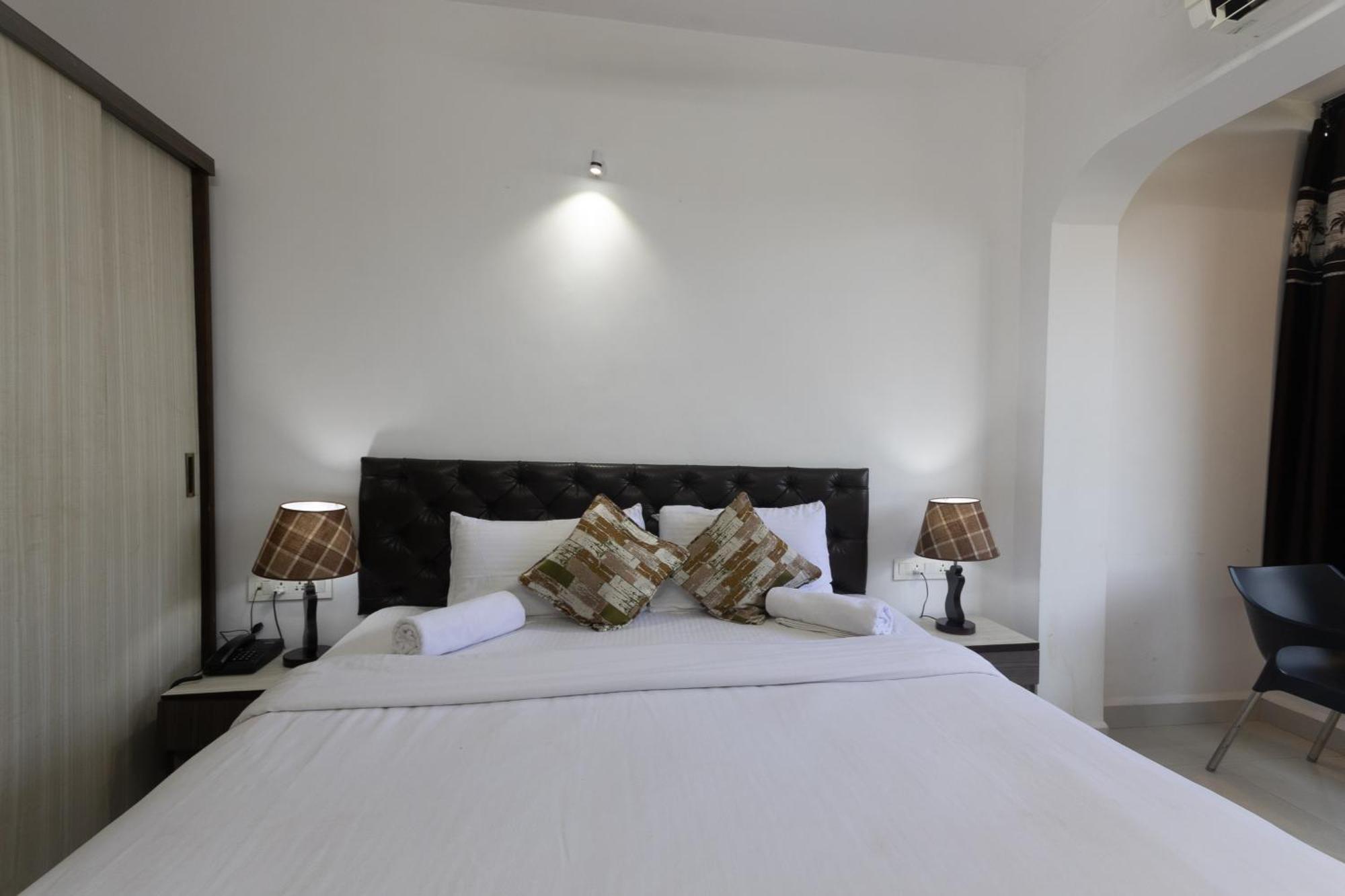 Sal Riviera Hotel Cavelossim Eksteriør billede